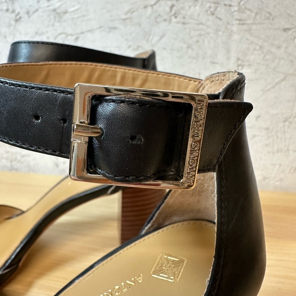 ANTONIO MELANI Black Leather Block Heel Sandals - Picture 5 of 10